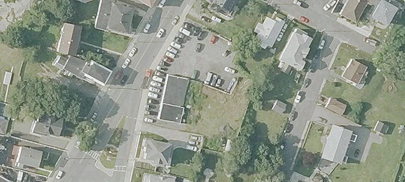 2238 Main St