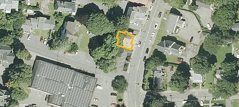 45 Maple St