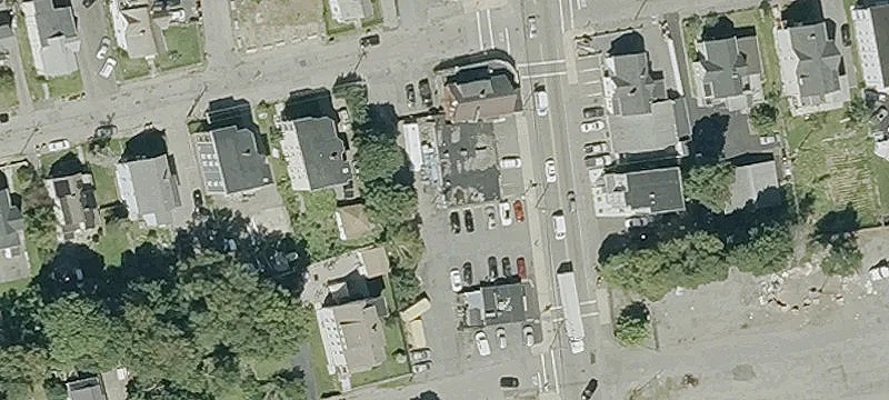 691 Warren Ave