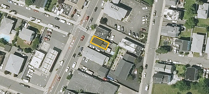 551 Broadway