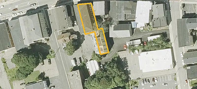 136 Main St