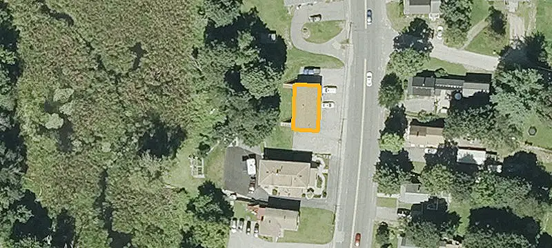 393 Main St
