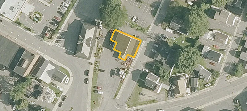 12 Summer St