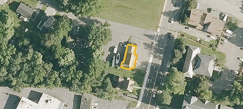 588 Main St