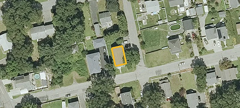28 Curtis Ave