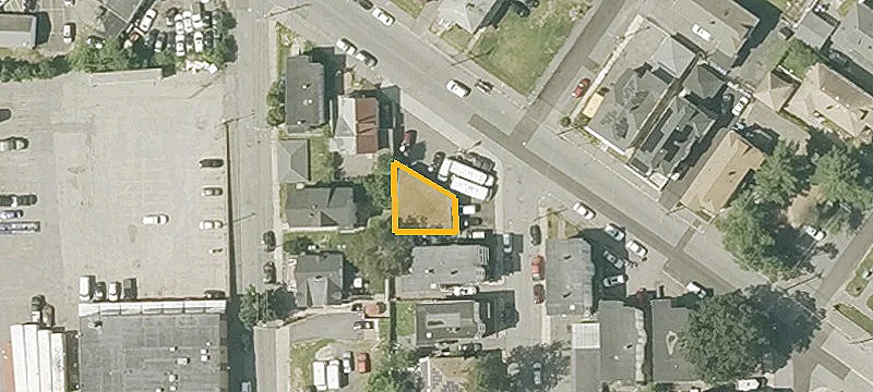 16 Lawrence St