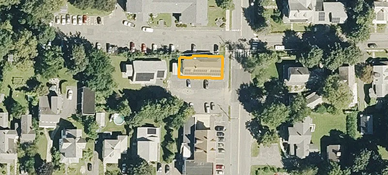 52 Maple St