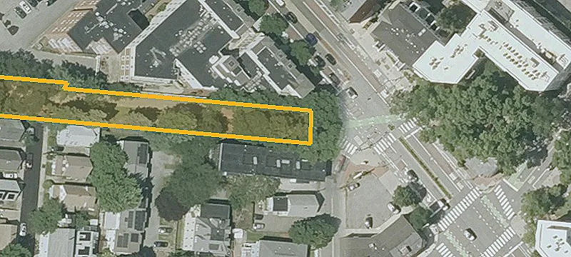 1 Cedar St