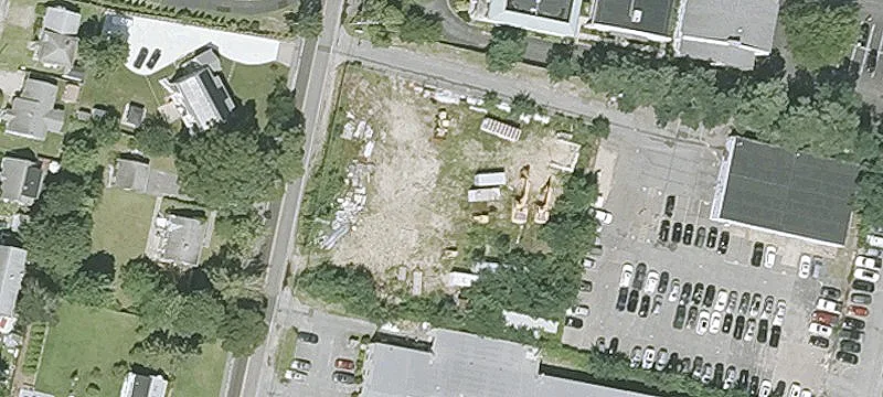 144 Ridgewood Ave