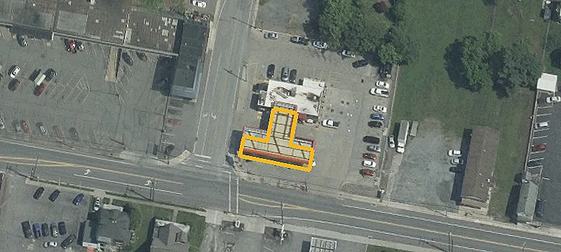 192 Main St