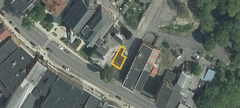60 Main St