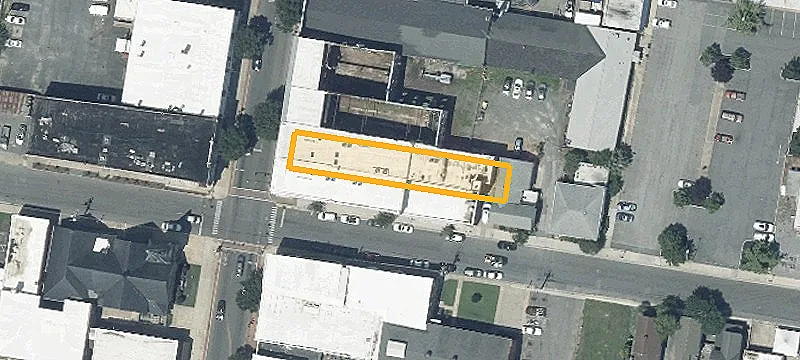 450 Race St