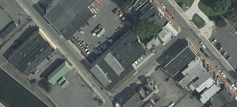 203 Mechanic St