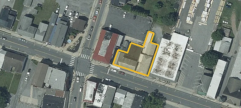3 Main St