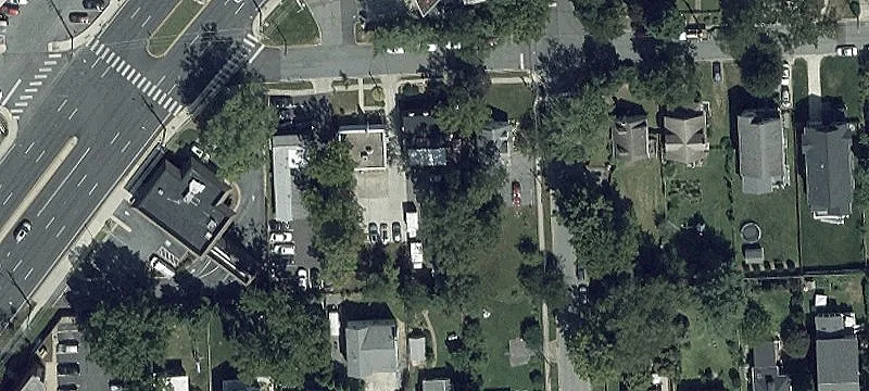 3702 Perry Ave