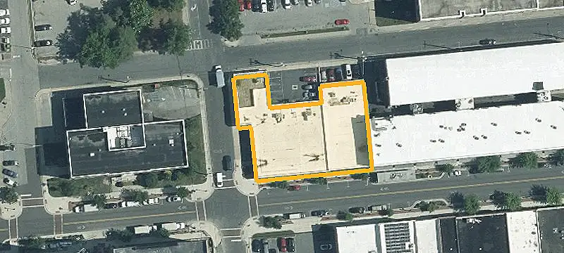 201 Main St