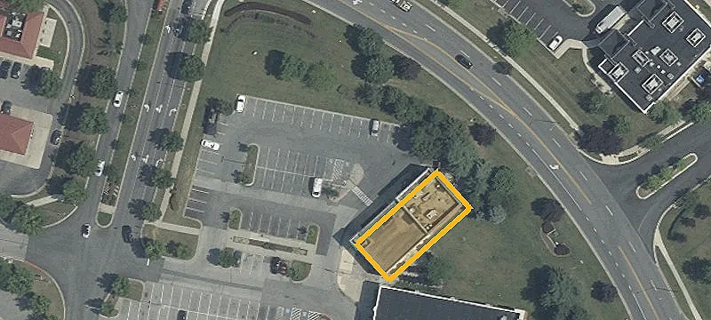 6270 Columbia Xing Cir