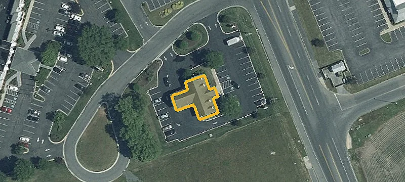 108 Cedar Ln