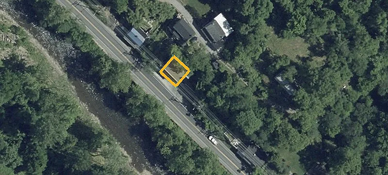 122 Frederick Rd