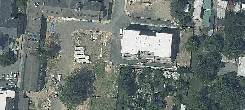 210 2nd St