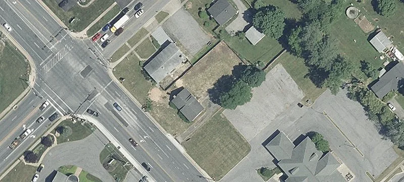 11825 Reisterstown Rd