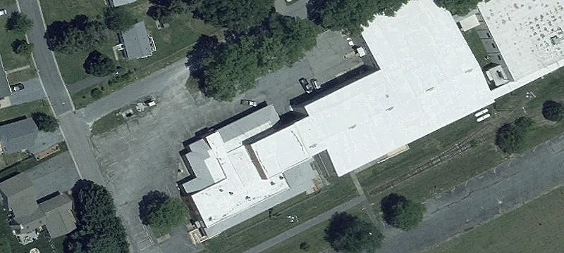 2 Maple Ave