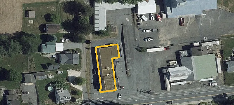 221 Main St