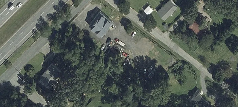 18008 Beech Ln