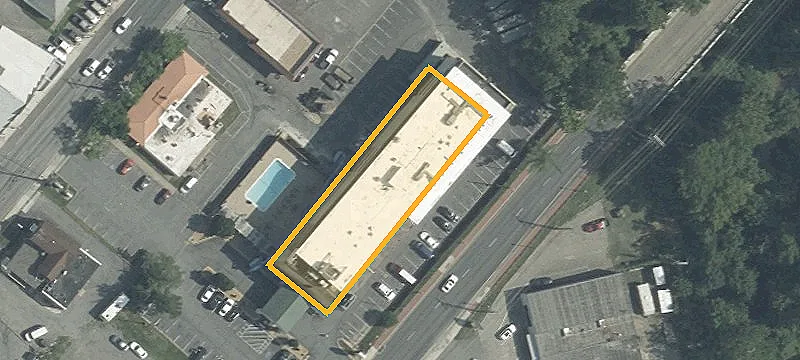 211 Main St