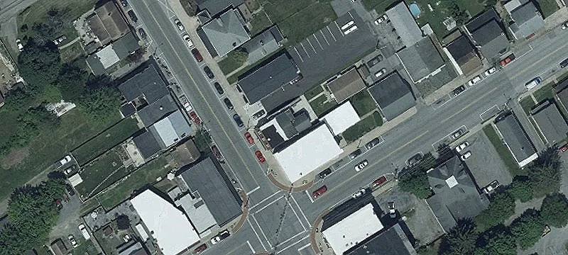 4 Main St