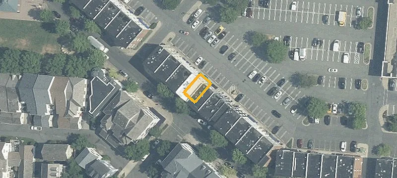340 Main St