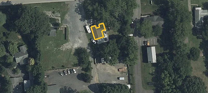 1385 Defense Hwy