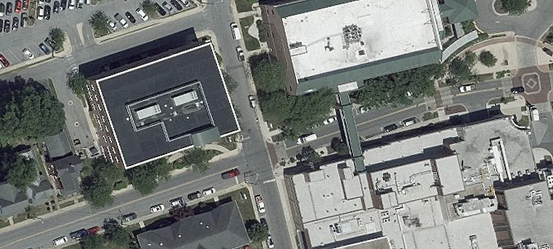 111 High St