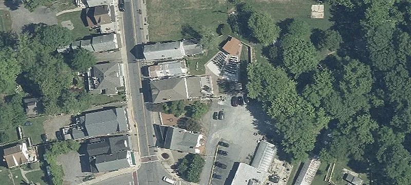 5753 Main St