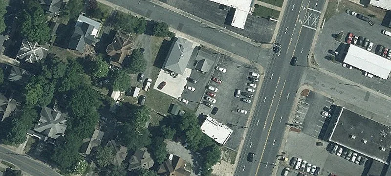 210 Elizabeth St