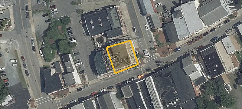 101 Main St