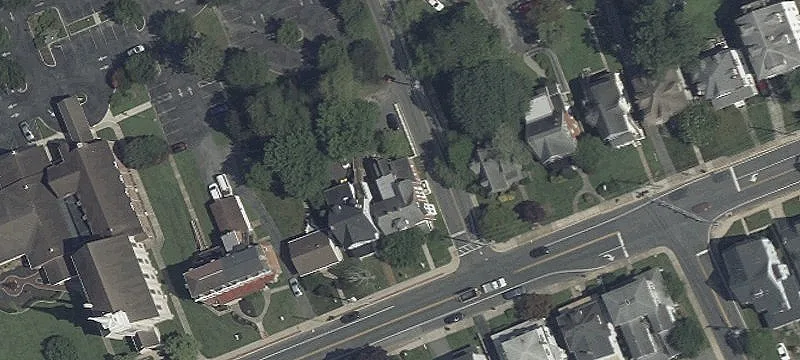 229 Main St