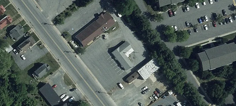 830 High St