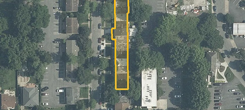 215 Adams St