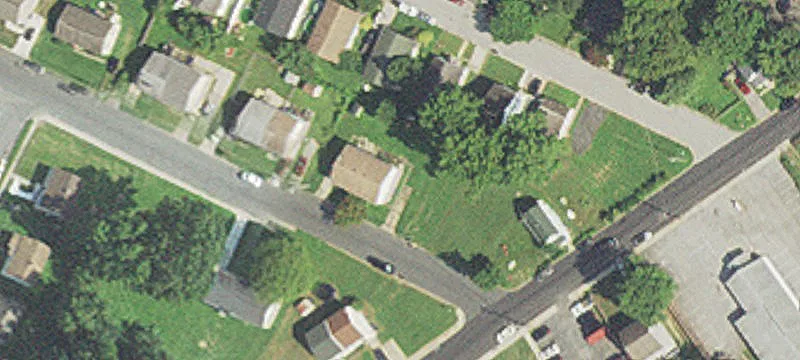 402 Dorsey St