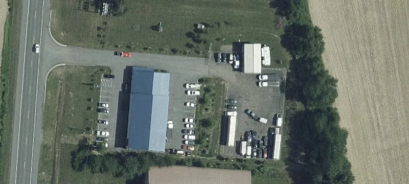 308 Centreville Rd