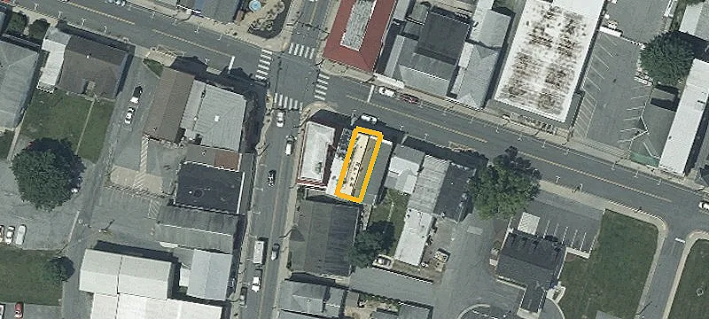 4 Main St