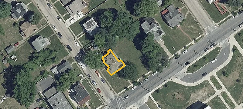3706 Rogers Ave