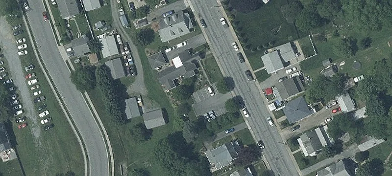 51 Maple Ave