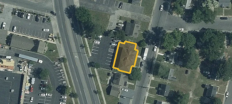 1001 Eastern Shr Dr