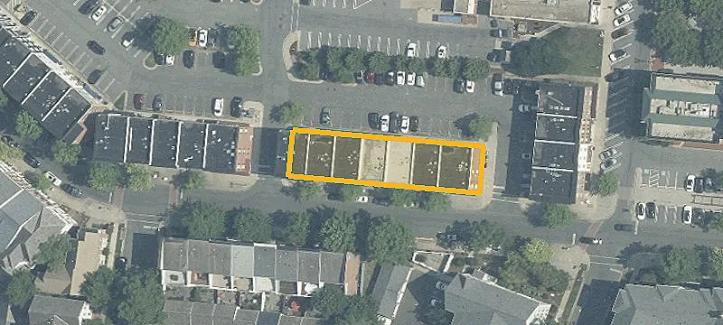 416 Main St