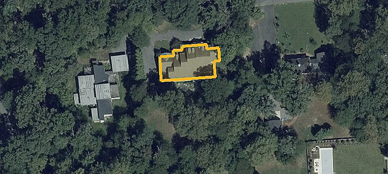 608 Rockford Rd