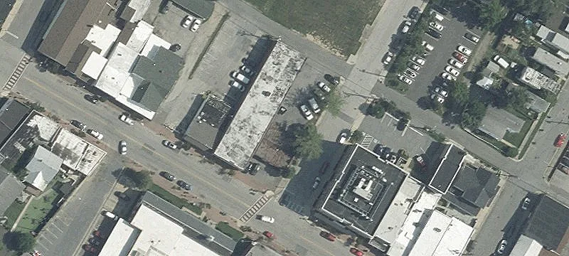 325 Main St