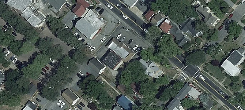 202 Maple Ave