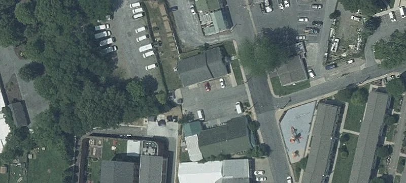 27 Degrange St